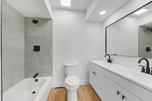 1967 Francis Ave SE, Grand Rapids, MI 49507 - Photo 15