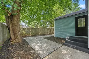 1967 Francis Ave SE, Grand Rapids, MI 49507 - Photo 21