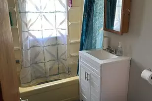 1984 Greenly Ave, Benton Harbor, MI 49022 - Photo 9