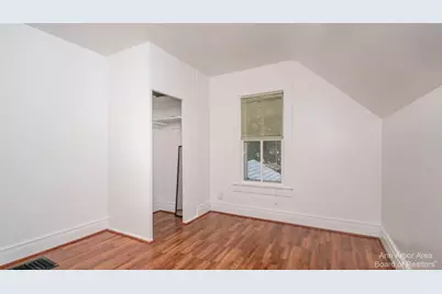 610 S Ashley Street #2, Ann Arbor, MI 48103 - Photo 5