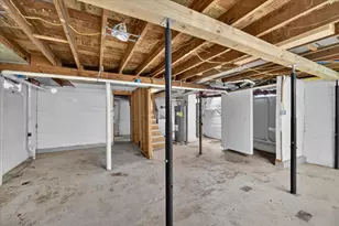 196 W Pitman Ave, Battle Creek, MI 49017 - Photo 25