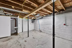 196 W Pitman Ave, Battle Creek, MI 49017 - Photo 27