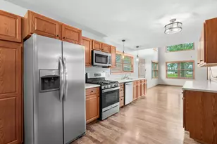 11065 E Indian Lake Dr, Vicksburg, MI 49097 - Photo 9