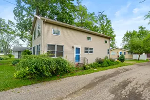 11065 E Indian Lake Dr, Vicksburg, MI 49097 - Photo 3