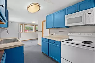7949 Oak St, Vicksburg, MI 49097 - Photo 9
