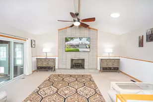 14490 Edshire Dr, Sterling Heights, MI 48312 - Photo 15