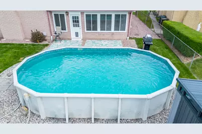 14490 Edshire Drive, Sterling Heights, MI 48312 - Photo 33