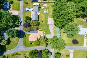68334 Apple Ln, Benton Harbor, MI 49022 - Photo 43