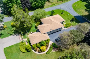 68334 Apple Ln, Benton Harbor, MI 49022 - Photo 43