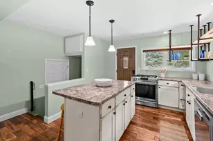 68334 Apple Ln, Benton Harbor, MI 49022 - Photo 11