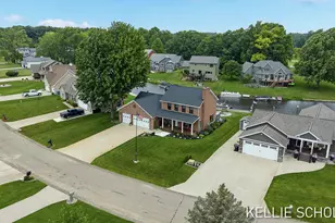 12814 Theris Dr, Wayland, MI 49348 - Photo 3