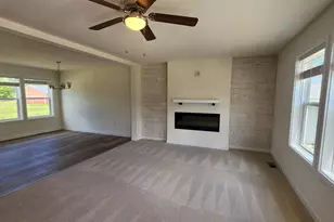 4662 Circle Inn Dr, Shelbyville, MI 49344 - Photo 5