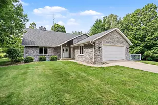 61214 US-131, Three Rivers, MI 49093 - Photo 1
