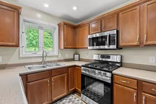 129 Grandview, Galesburg, MI 49053 - Photo 7