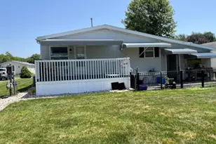 7286 Oak Brook Cir, Portage, MI 49002 - Photo 5