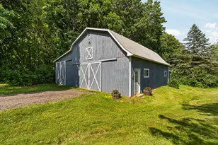 10663 Hall Rd, Whitmore Lake, MI 48189 - Photo 67