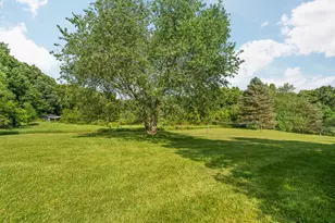 10663 Hall Rd, Whitmore Lake, MI 48189 - Photo 15