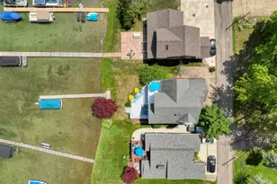 413 Oakwood Ave, Clark Lake, MI 49234 - Photo 73