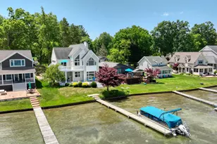 413 Oakwood Ave, Clark Lake, MI 49234 - Photo 3