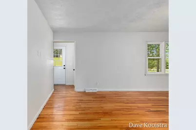 2530 De Hoop Avenue SW, Wyoming, MI 49509 - Photo 9