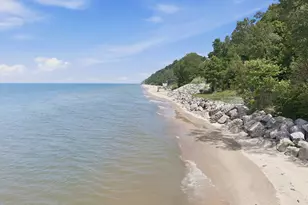 1600 Rocky Gap Rd, Benton Harbor, MI 49022 - Photo 5