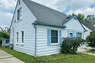 17629 Lincoln Ave, Eastpointe, MI 48021 - Photo 3
