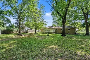 7114 Kay Dr, Greenville, MI 48838 - Photo 3