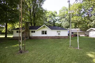 51310 Shorts Rd, Leonidas, MI 49066 - Photo 5
