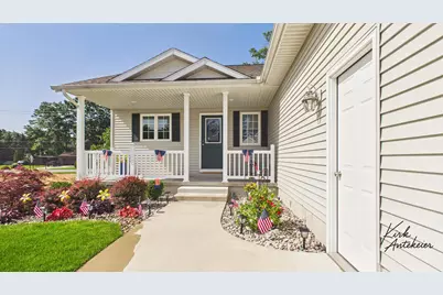 1421 E Addison Way, Muskegon, MI 49445 - Photo 3