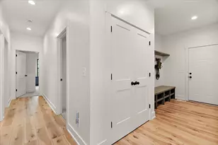 412 Sabine Dr, Muskegon, MI 49442 - Photo 25