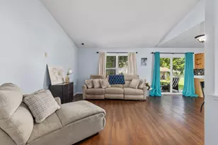 4815 Sweet Cherry Ln, Kalamazoo, MI 49004 - Photo 5