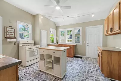 710 Wheaton Avenue, Kalamazoo, MI 49008 - Photo 7