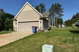 2840 Stonewood Ct NW, Grand Rapids, MI 49504 - Photo 3