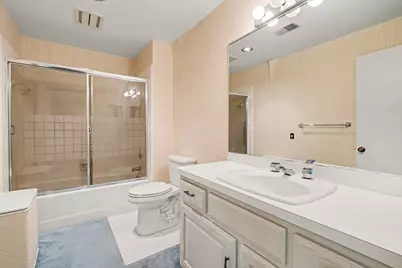 640 Cascade Hills Ridge SE, Grand Rapids, MI 49546 - Photo 23