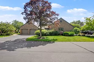 640 Cascade Hills-Ridge SE, Grand Rapids, MI 49546 - Photo 31