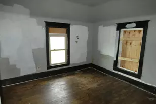 2529 Somerlayton Rd, Benton Harbor, MI 49022 - Photo 13