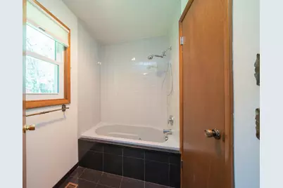 34268 County Road 653, Paw Paw, MI 49079 - Photo 9