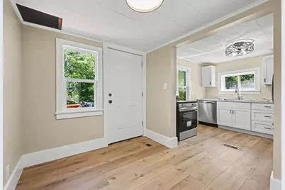 121 E Olds Street, Hartford, MI 49057 - Photo 7