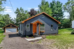 121 E Olds St, Hartford, MI 49057 - Photo 1