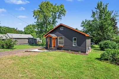 121 E Olds Street, Hartford, MI 49057 - Photo 3