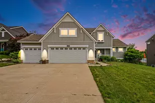 3113 Lowingside Dr, Jenison, MI 49428 - Photo 1