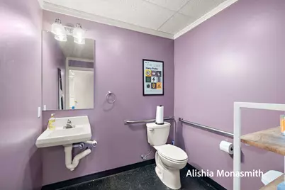 925 S Beechtree Street #1B, Grand Haven, MI 49417 - Photo 17