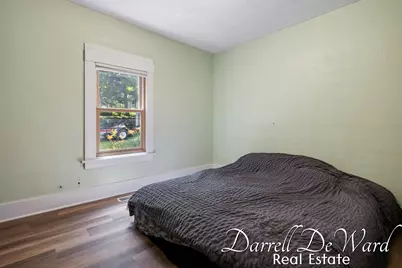 854 W Washington Street, Ionia, MI 48846 - Photo 9