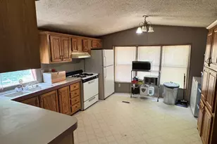 15075 Pierce Rd, Stanwood, MI 49346 - Photo 5