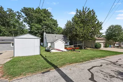 7507 Hillcrest Avenue, Manitou Beach, MI 49253 - Photo 23
