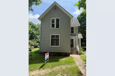 814 N Clinton Street, Albion, MI 49224 - Photo 1
