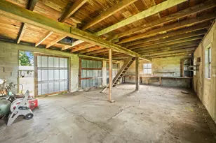 3709 Michael Rd, Eau Claire, MI 49111 - Photo 19