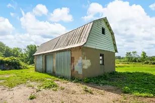 3709 Michael Rd, Eau Claire, MI 49111 - Photo 17