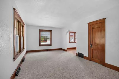 311 Gilbert Street, Jackson, MI 49201 - Photo 11