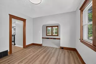311 Gilbert St, Jackson, MI 49201 - Photo 19